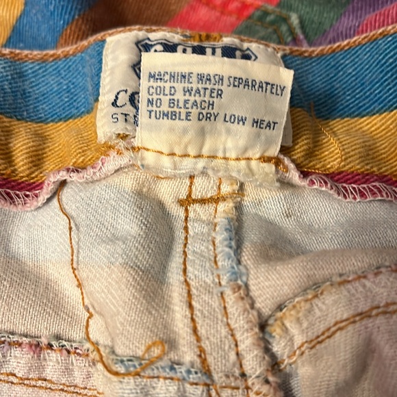 Vintage 90s High-Rise Cropped & Striped Jeans - Picture 12 of 12